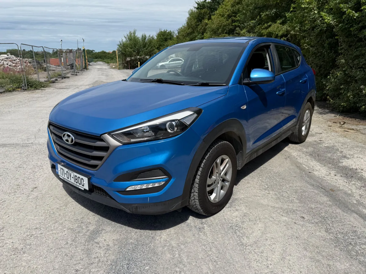 Hyundai Tucson 2017 premium - Image 2