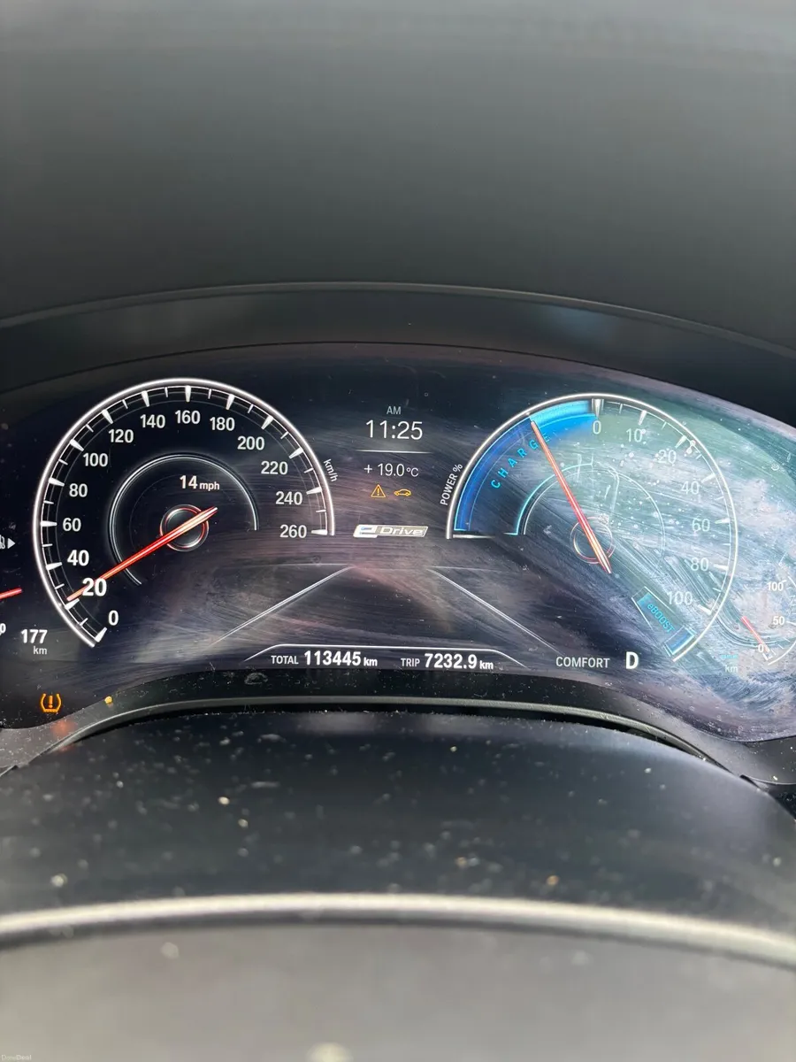 BMW 5-Series 2019 - Image 6