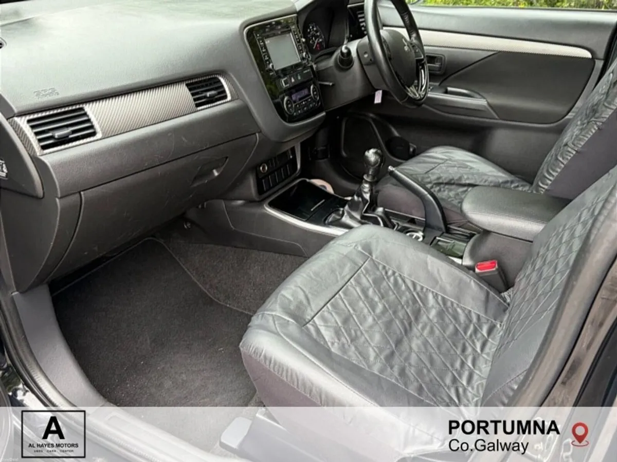Mitsubishi Outlander 2-seater COMMERCIAL 2.2 DI-D - Image 4