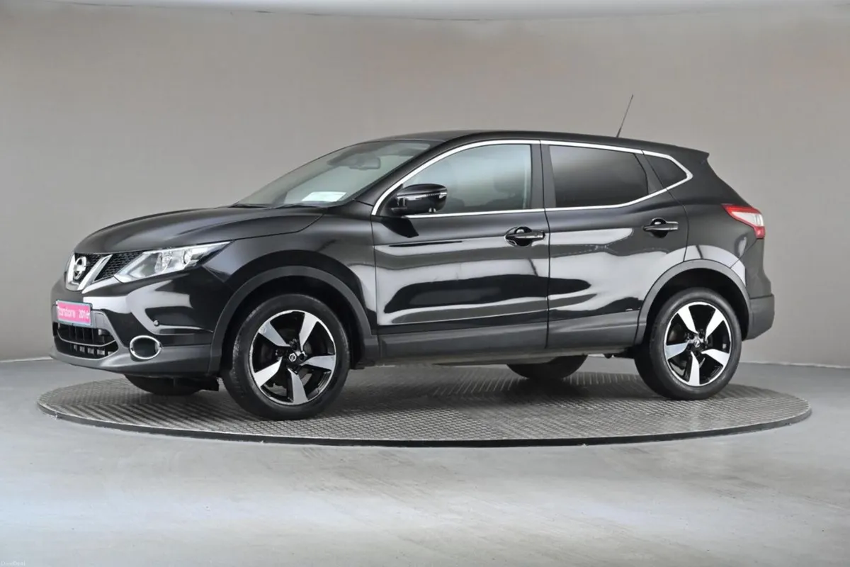 Nissan Qashqai 1.2 DIG-T N-CONNECTA 6SPD - Image 4