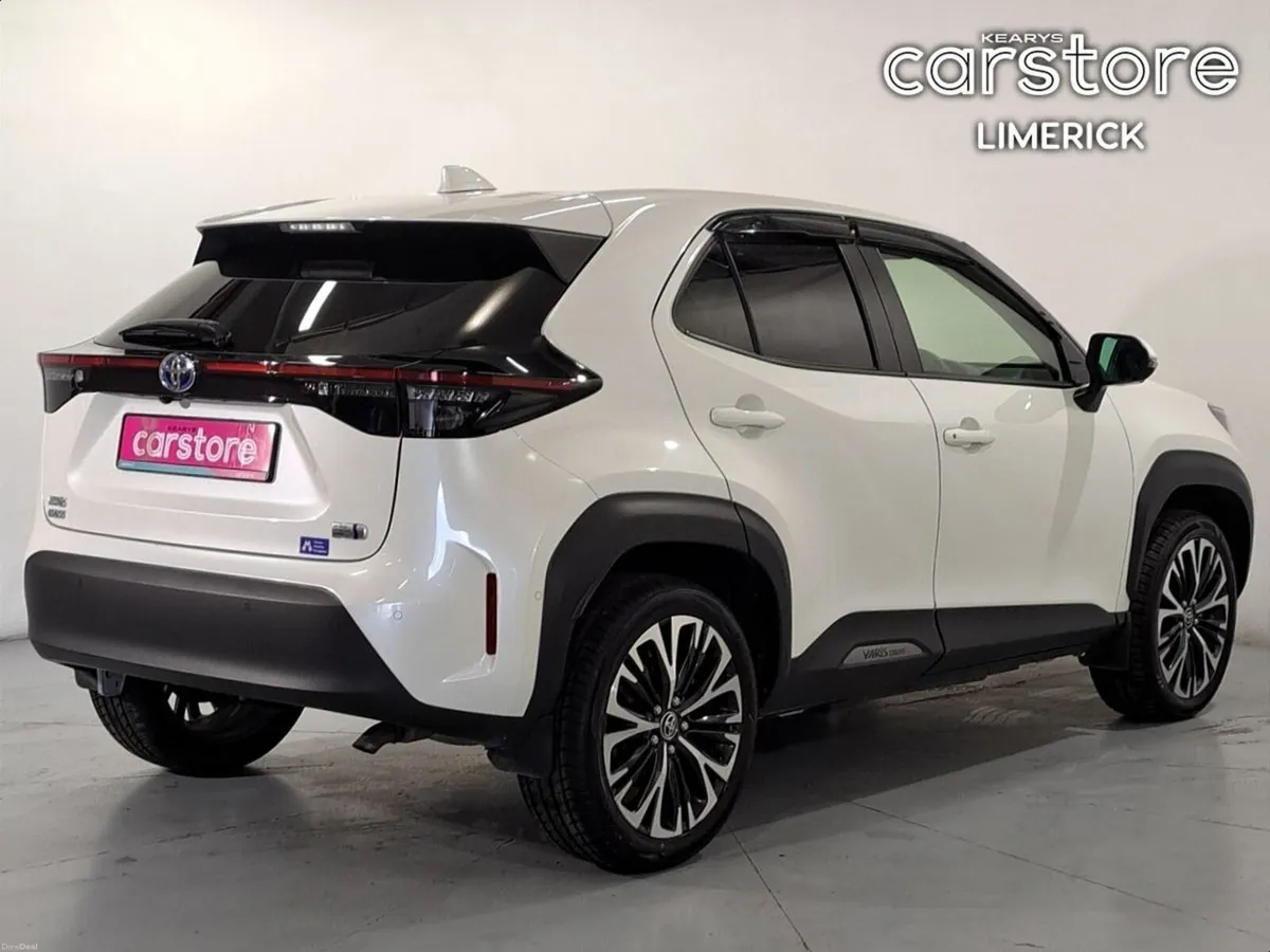 Toyota Yaris Cross 1.5 HEV Z Spec Partial Leather - Image 3