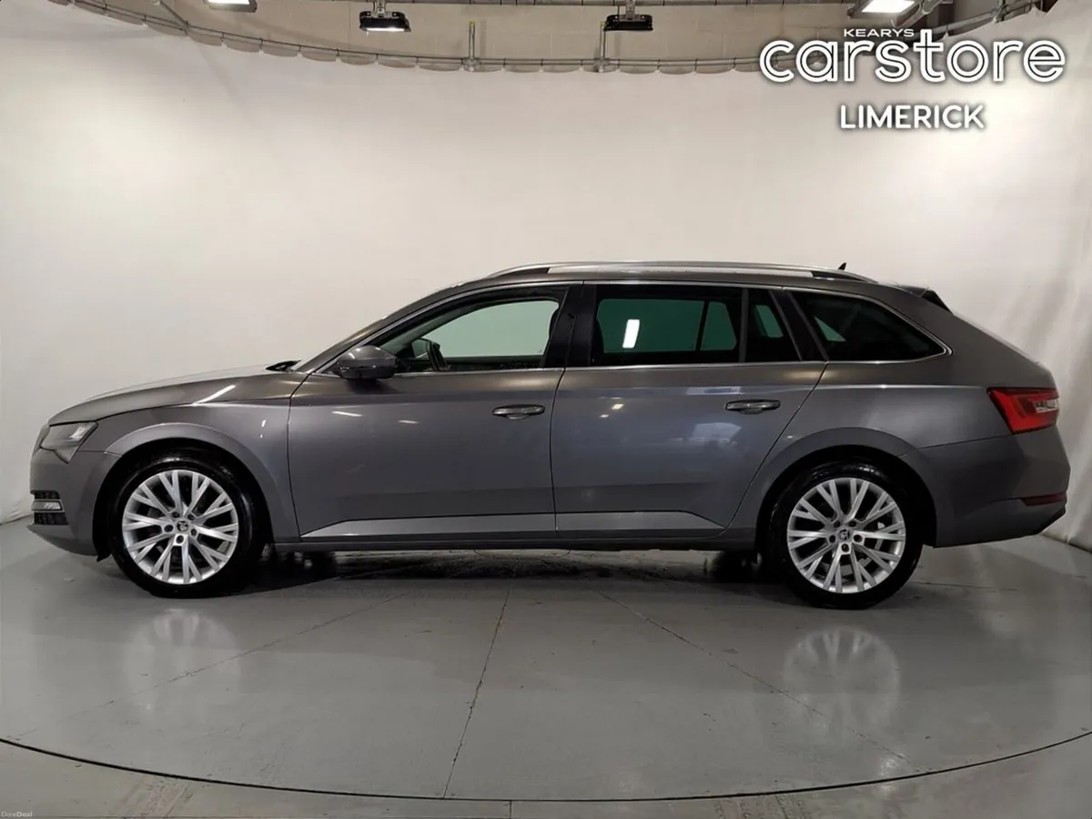 Skoda Superb SUPERB Combi Style 2.0TDI 150HP M6F - Image 6