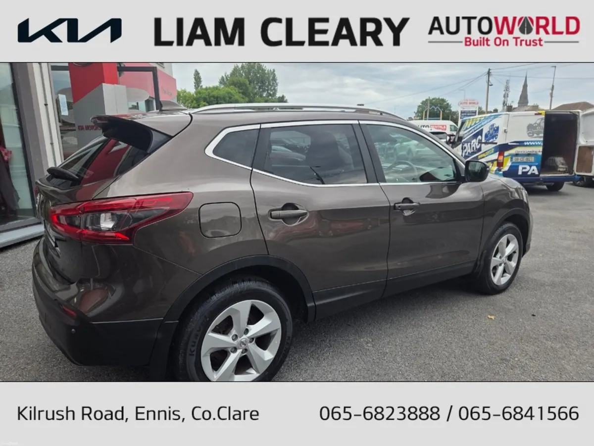 Nissan Qashqai 1.5 DSL SV SS 18 4DR - Image 3