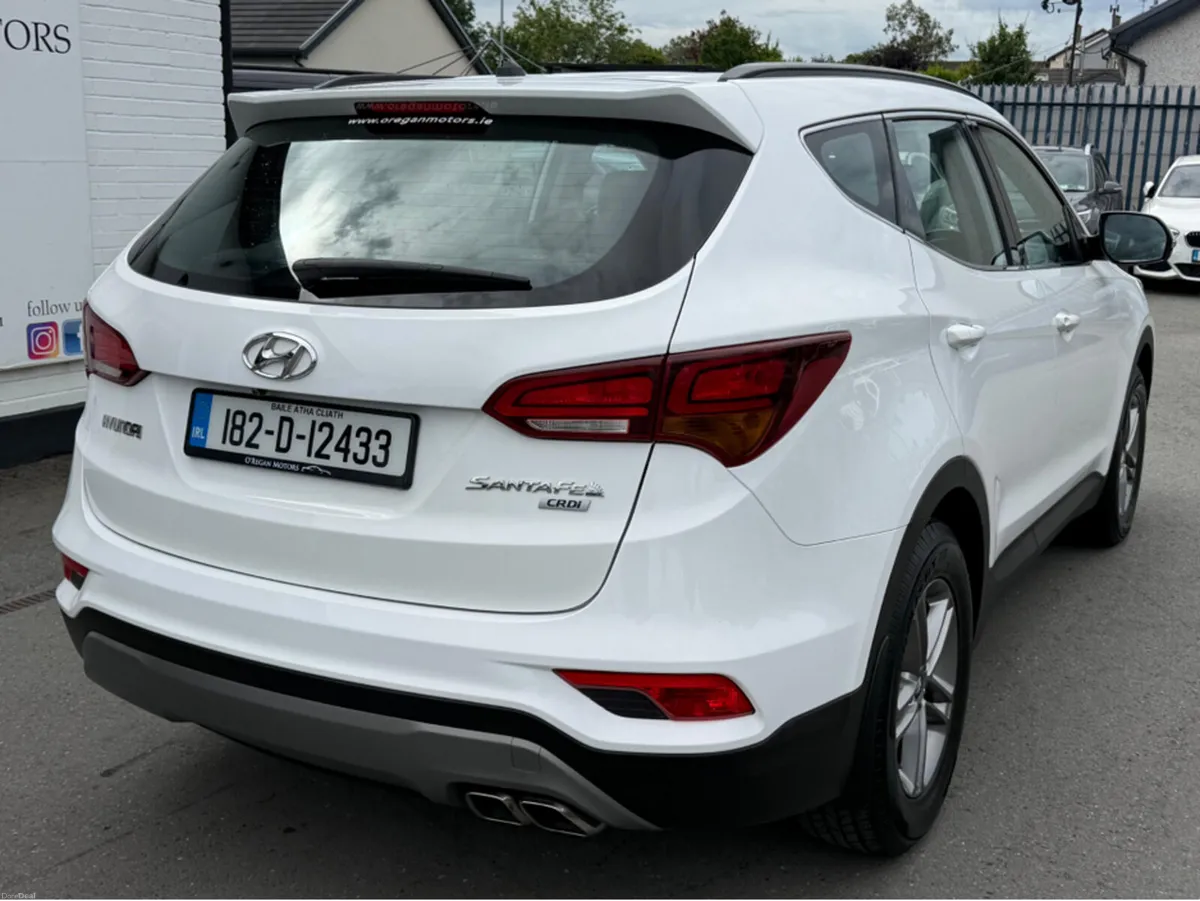 Hyundai Santa Fe 2.2 CRDI COMFORT 7 SEATER - Image 4