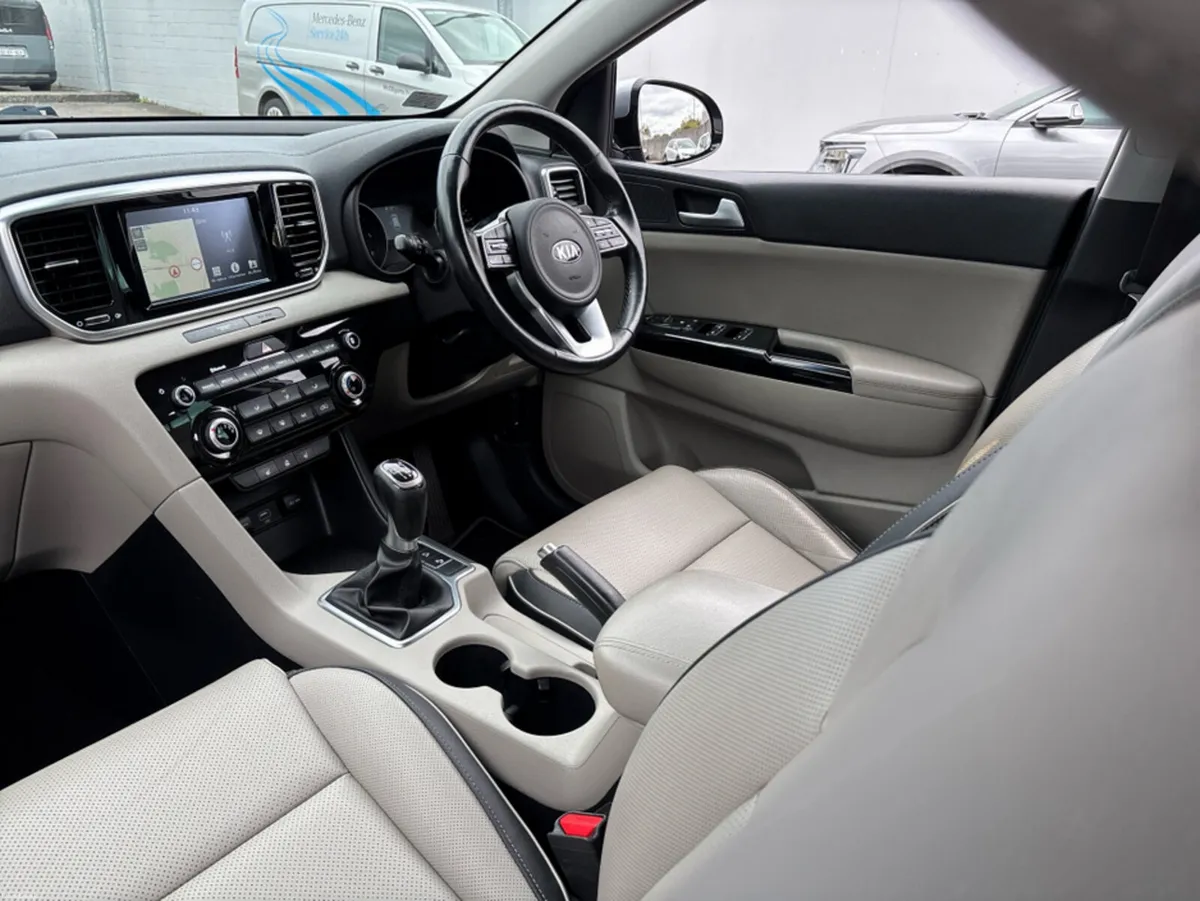 Kia Sportage K3 5DR - Image 4