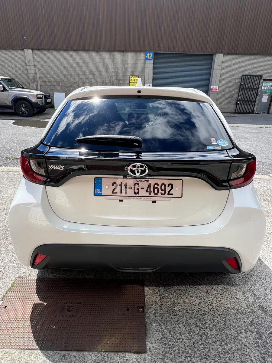 Toyota Yaris 2021 - Image 3