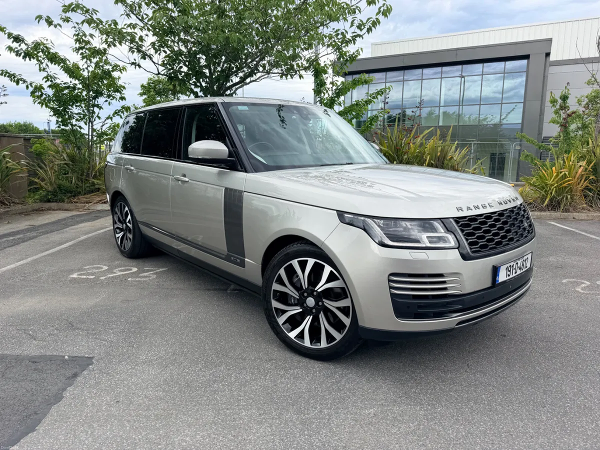 2019 Land Rover Range Rover Vogue P400 ~ LWB ~ - Image 5
