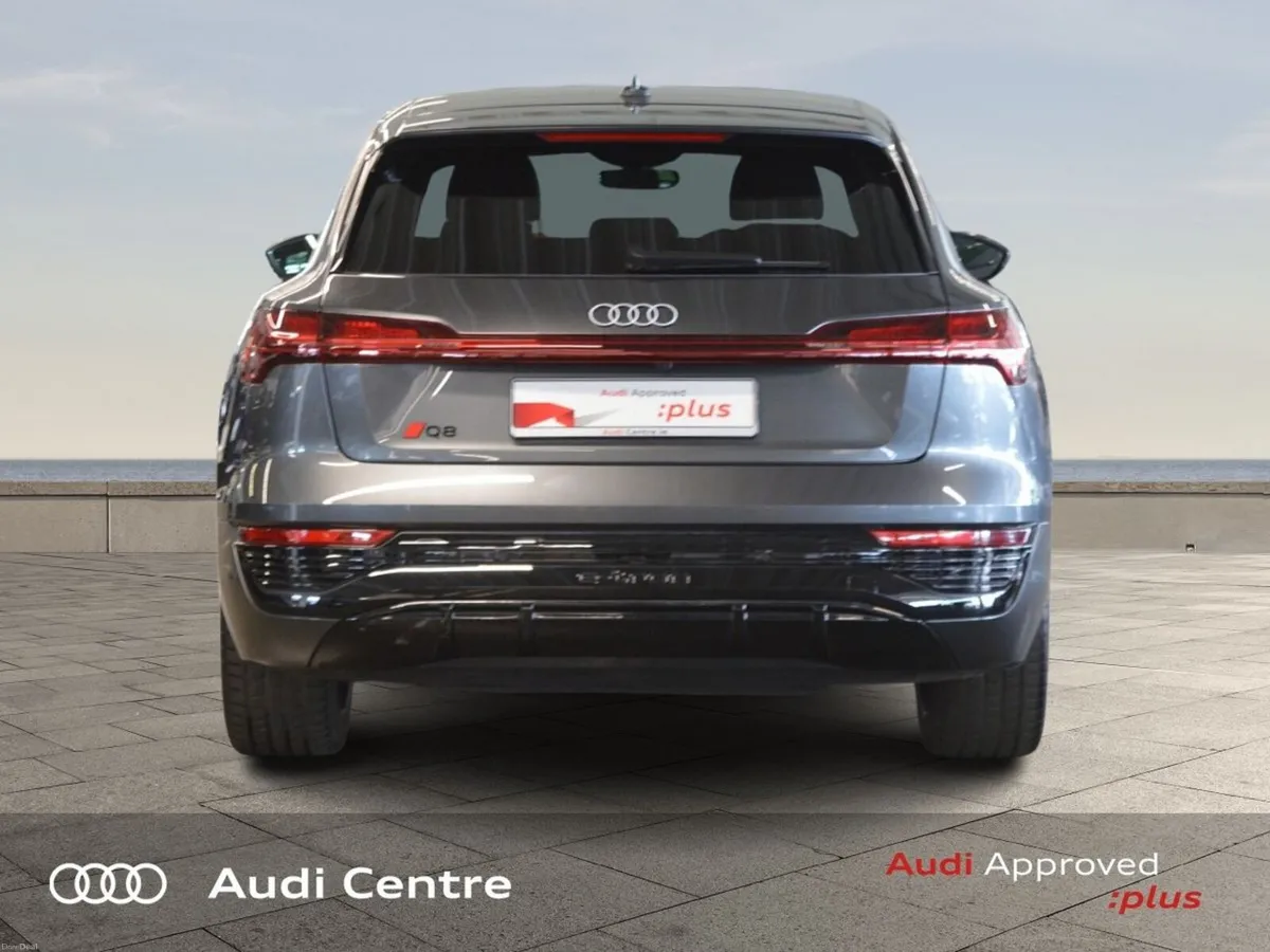 Audi Q8 55 Etron QuattrO 300kw S Line - Image 4