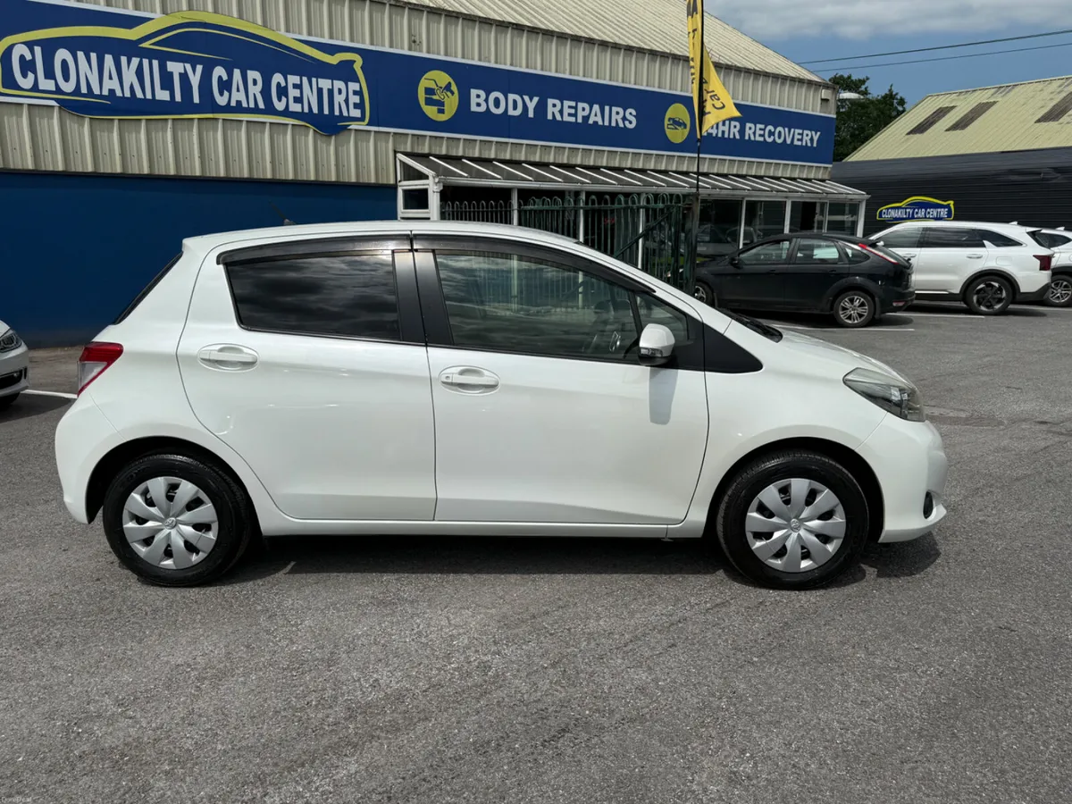 12 Toyota Vitz 1.0 Petrol Automatic - Image 5
