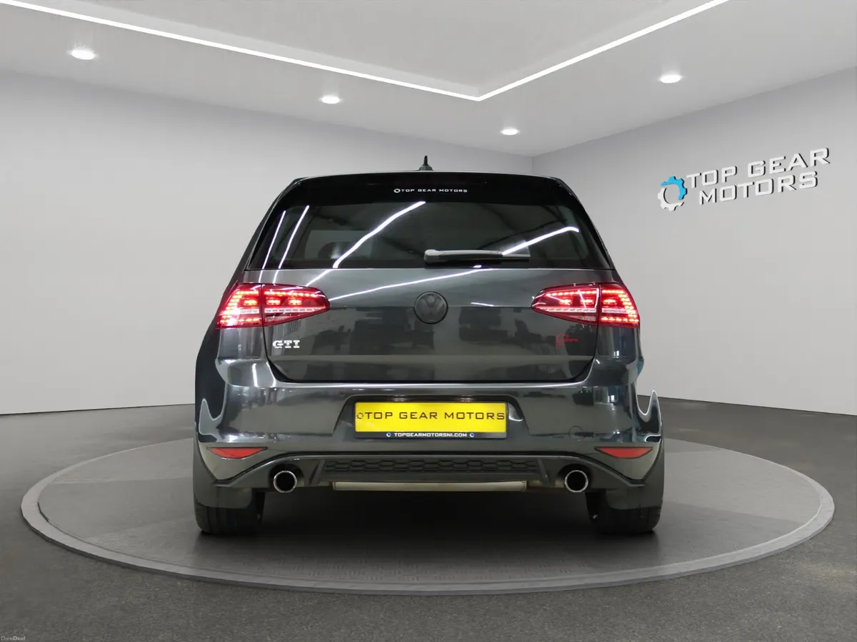 2016 Volkswagen Golf GTI 3 DOOR - Image 3