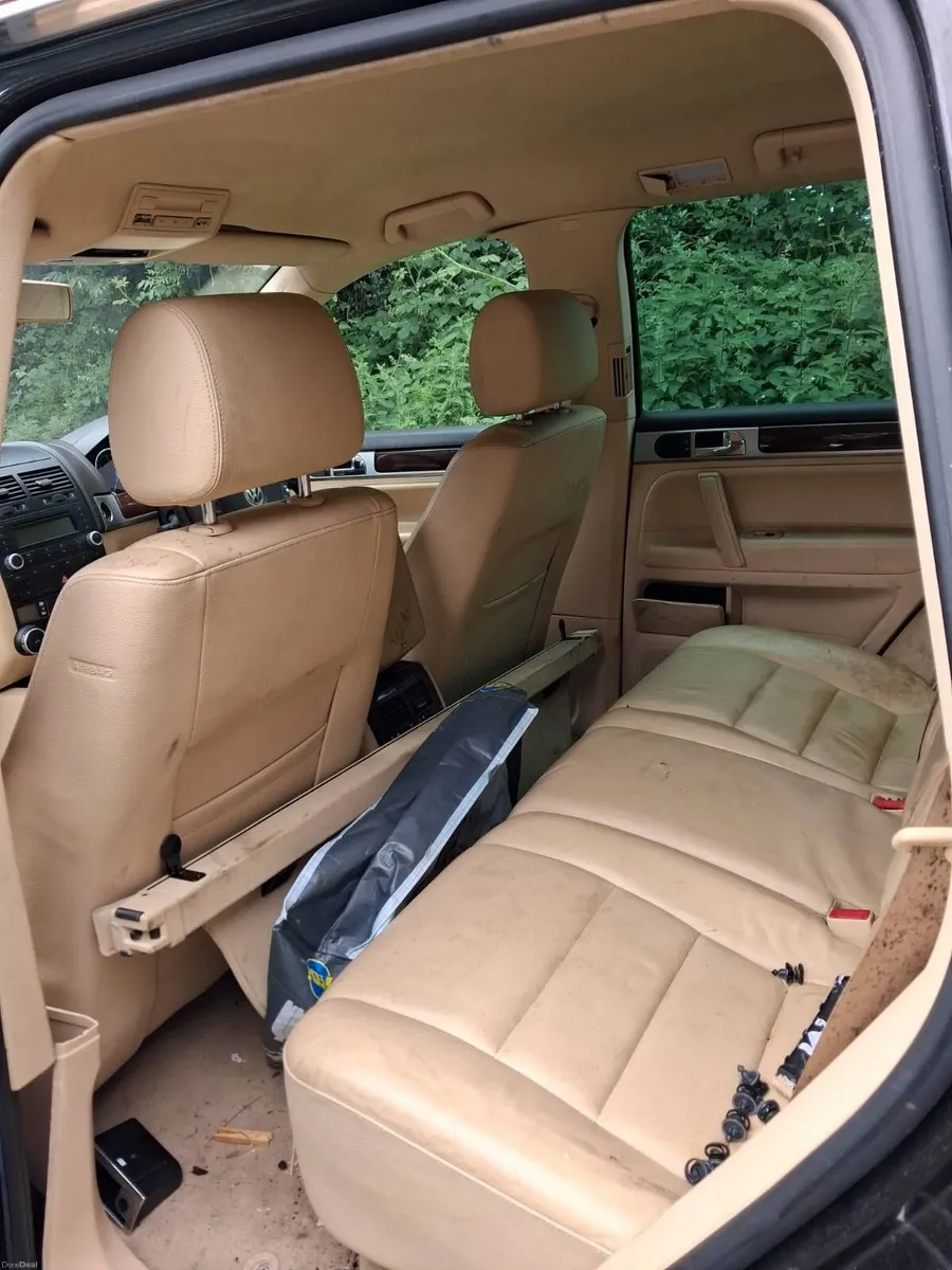 Volkswagen Touareg 2004 2.5 TDI (for breaking) - Image 3