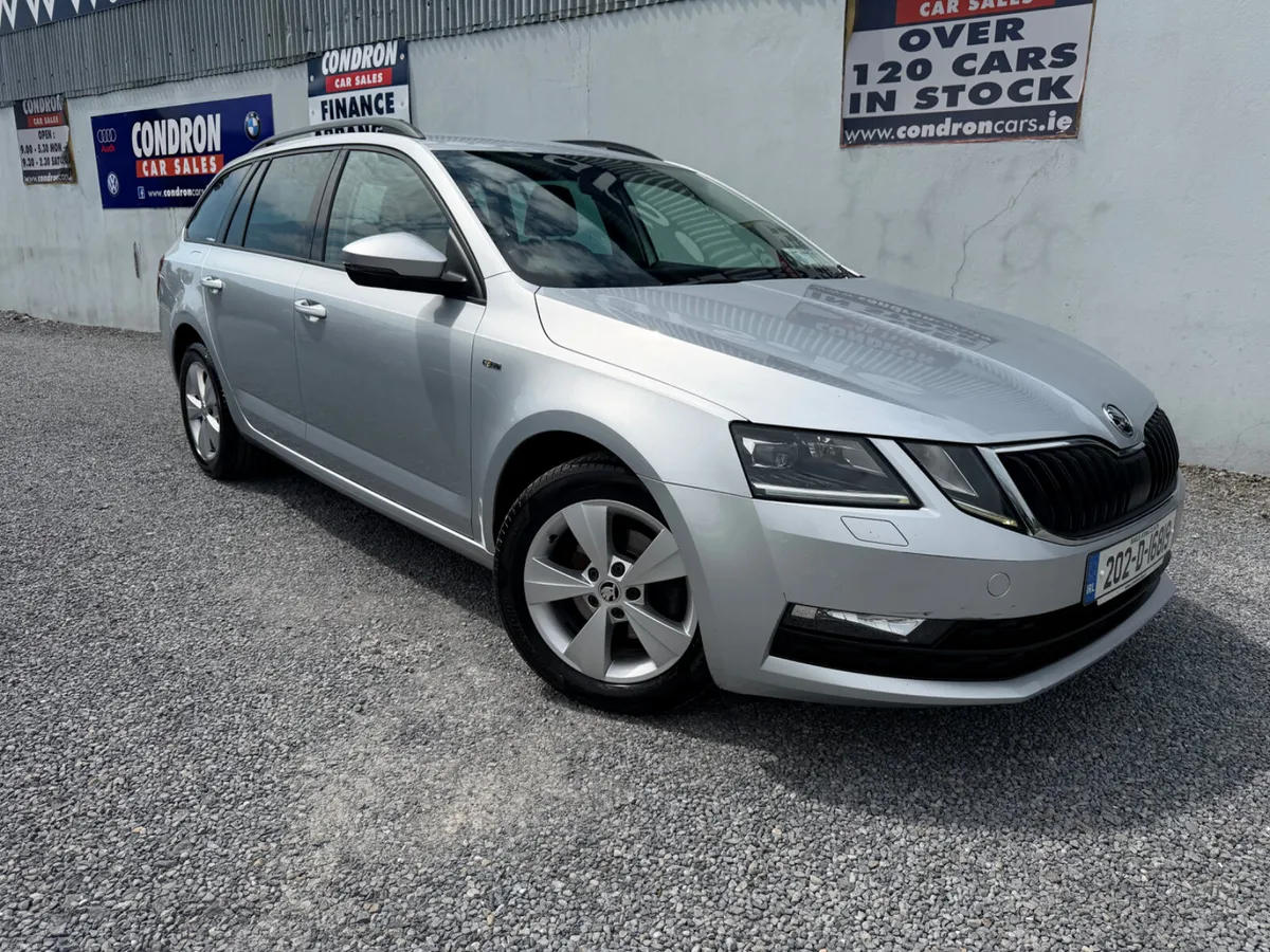 2020 SKODA OCTAVIA 1.6TDI 115BHO SOLEIL ESTATE - Image 2