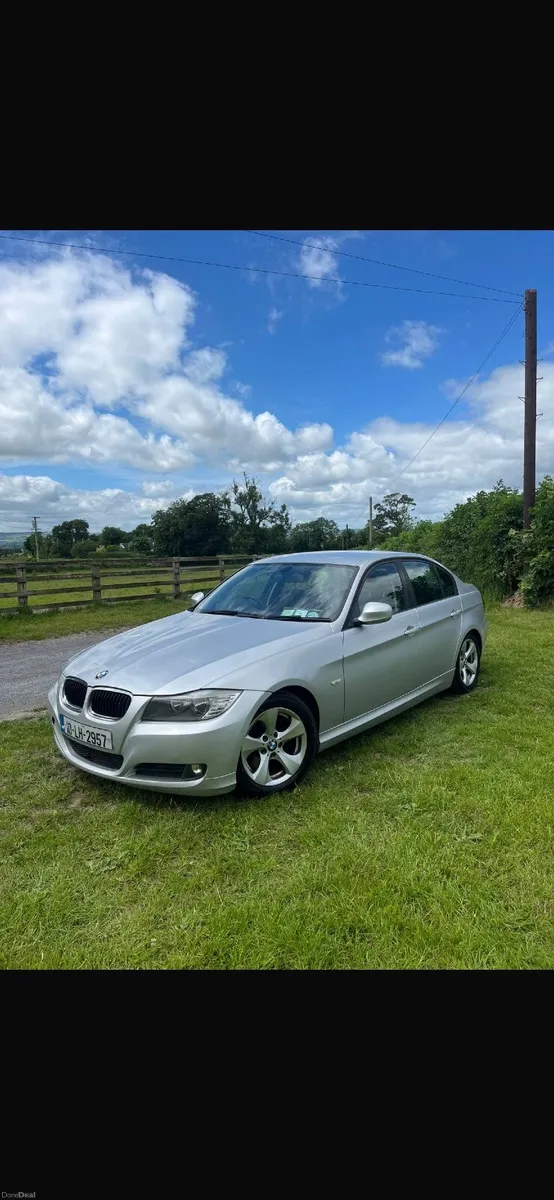 BMW 3-Series 2010 - Image 1