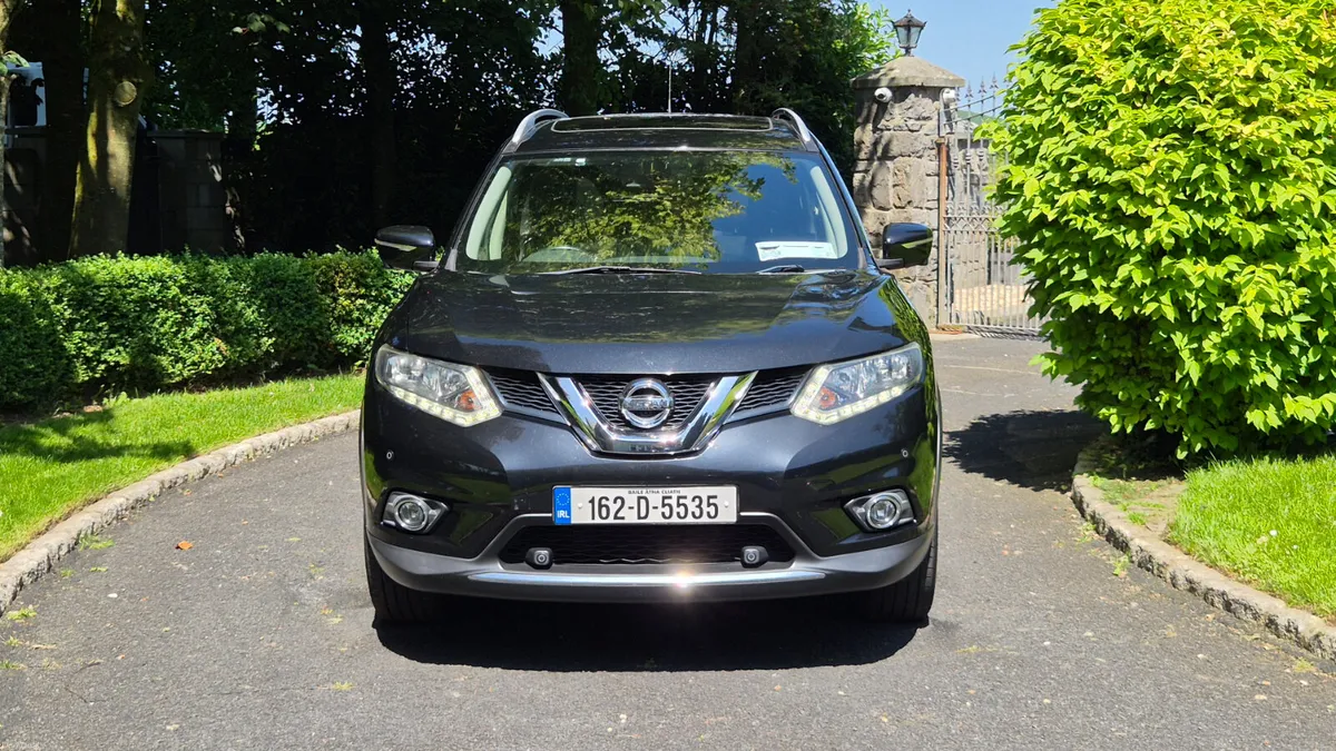 Nissan X-Trail 7-Seater SV Design Pack 1.6DCi 130 - Image 2