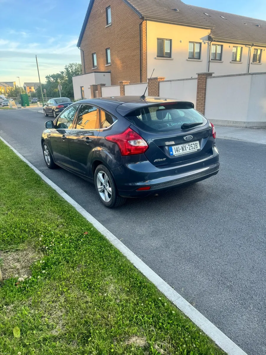 141 Ford Focus - New NCT and TAX -  Owner for 8yrs - Image 4