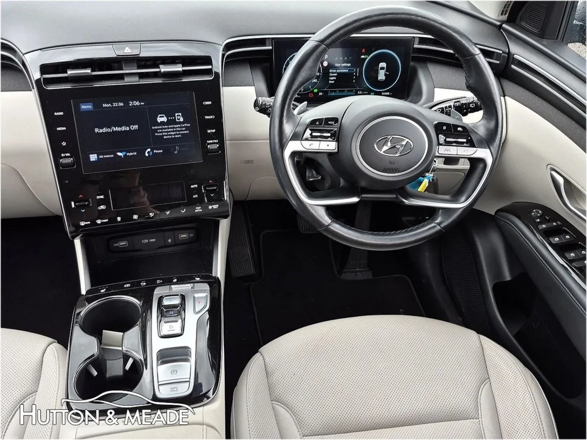 Hyundai Tucson Executive 2T HEV 1.6 Petrol 5dr - Image 4