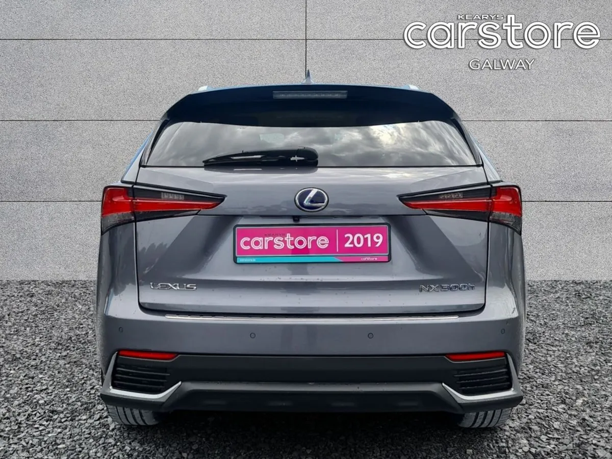 Lexus NX 300h Executive FWD - Image 4
