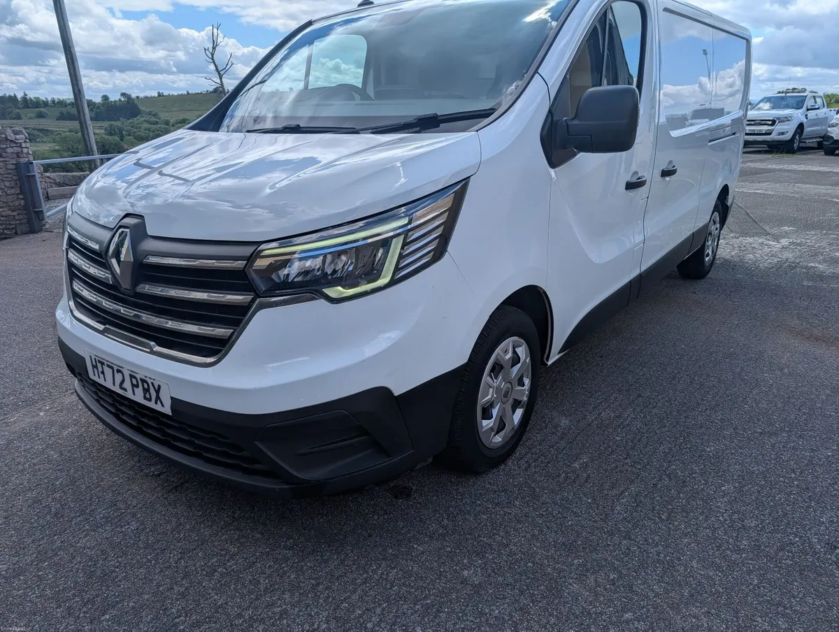Renault Trafic 2023 - Image 2