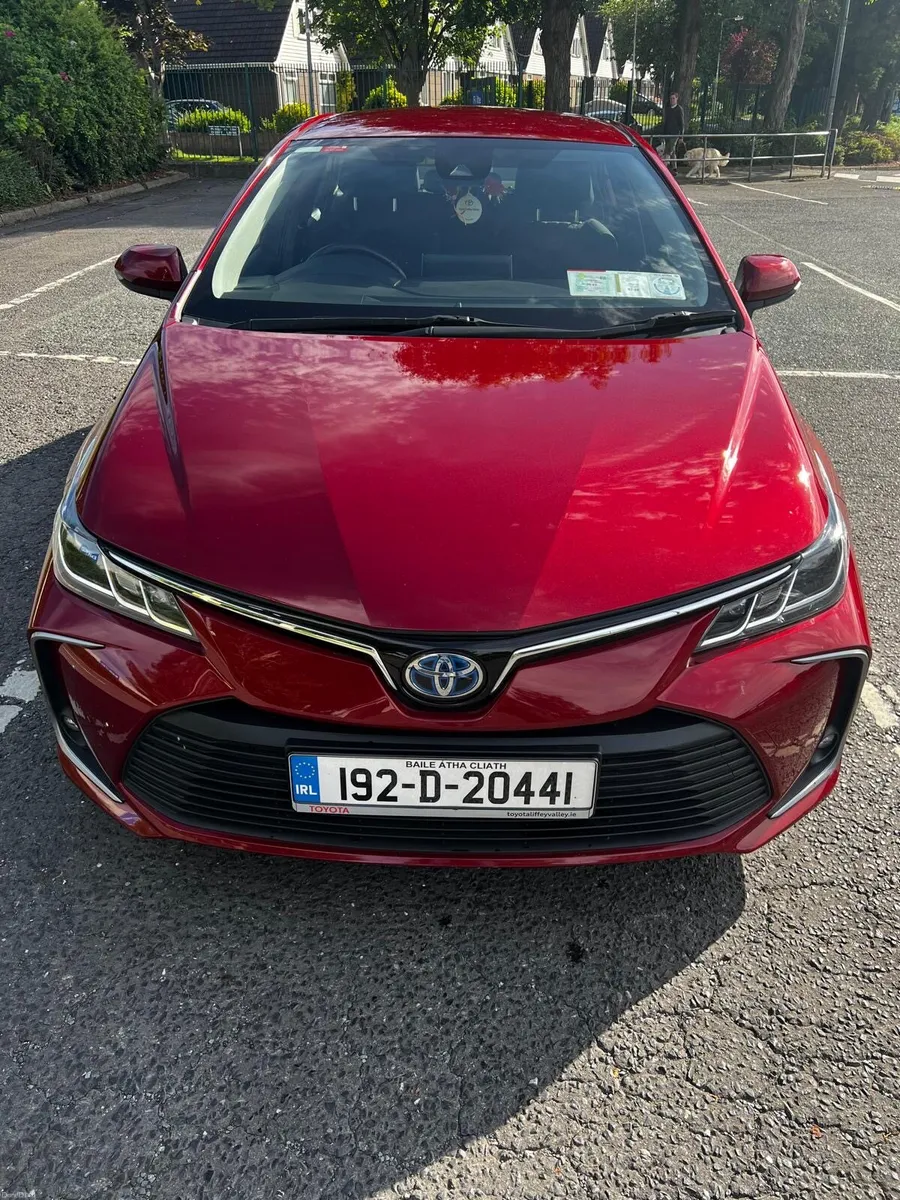 2019 Toyota Corolla 1.8 Hybrid Automatic Luna - Image 1