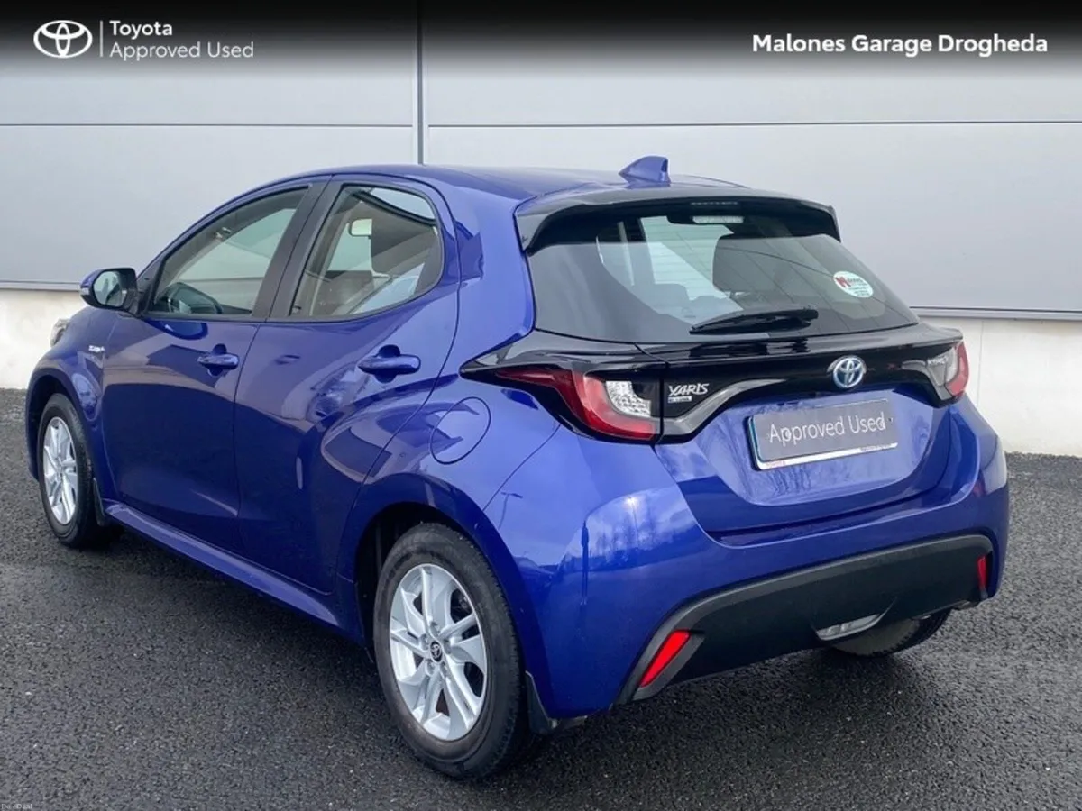 Toyota Yaris Yaris HEV Luna - Image 2
