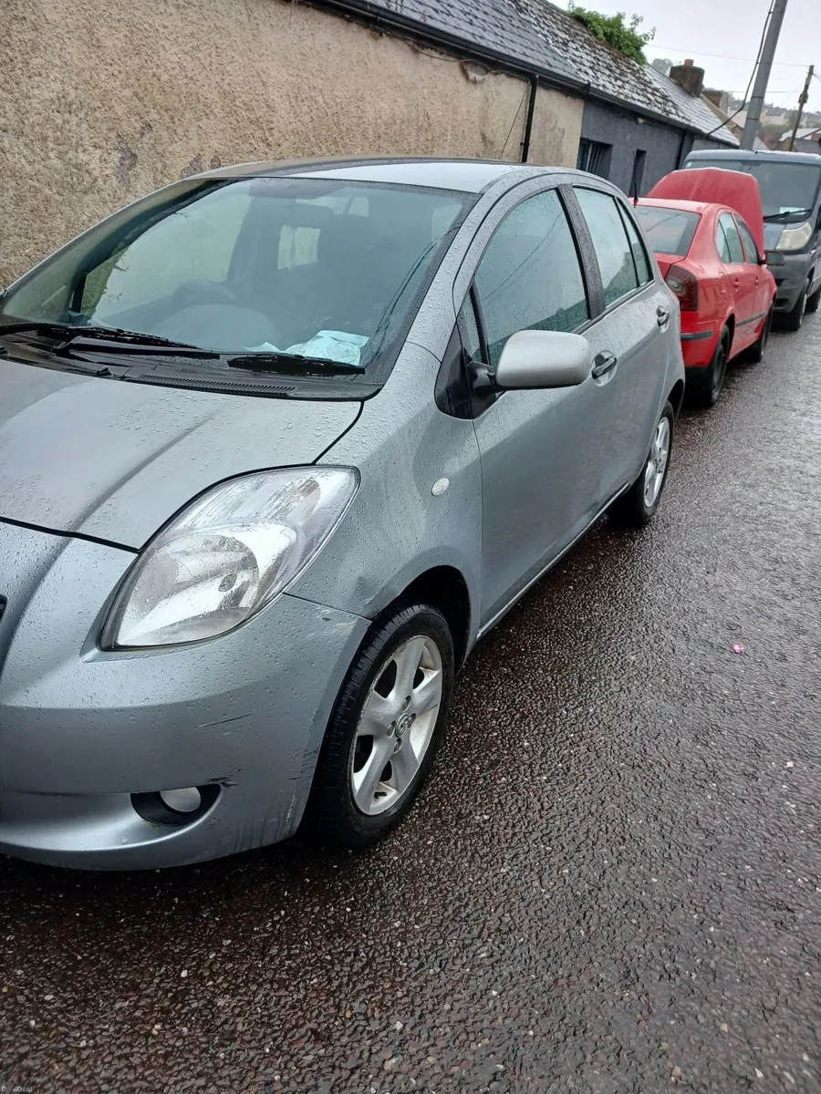 Toyota Yaris 2007 - Image 1