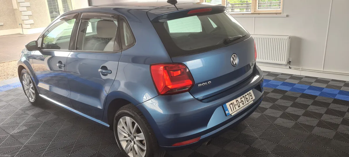 Volkswagen Polo 2017 - Image 2