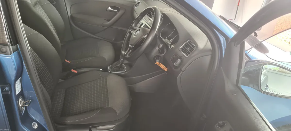 Volkswagen Polo 2017 - Image 6