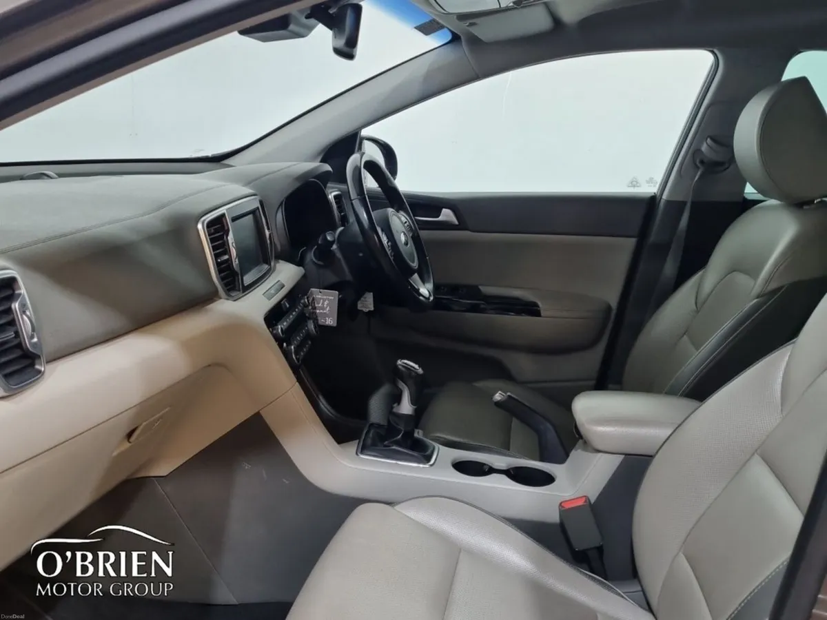 Kia Sportage 1.7 PLATINUM S - Image 5