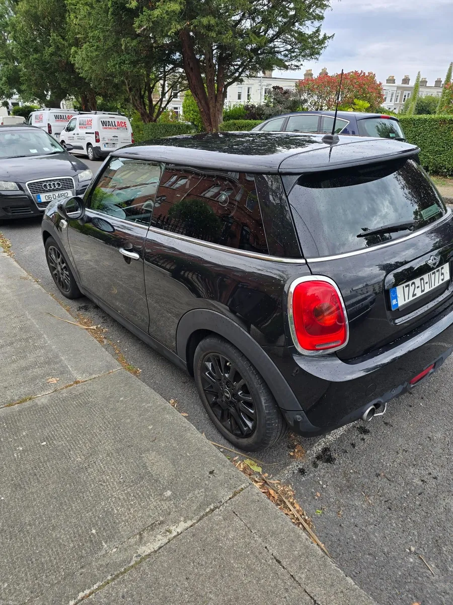 Mini Cooper 2017 - Image 1