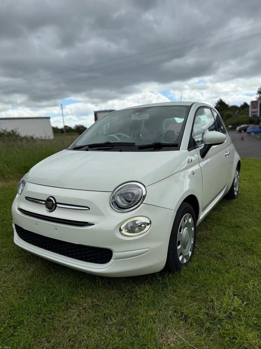 FIAT 500 (2017) Automatic Very low Mileage - Image 3