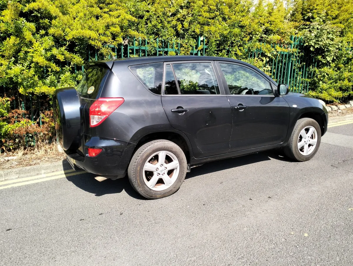 Toyota RAV4 Push Start 4 Wheel Drive - Image 3