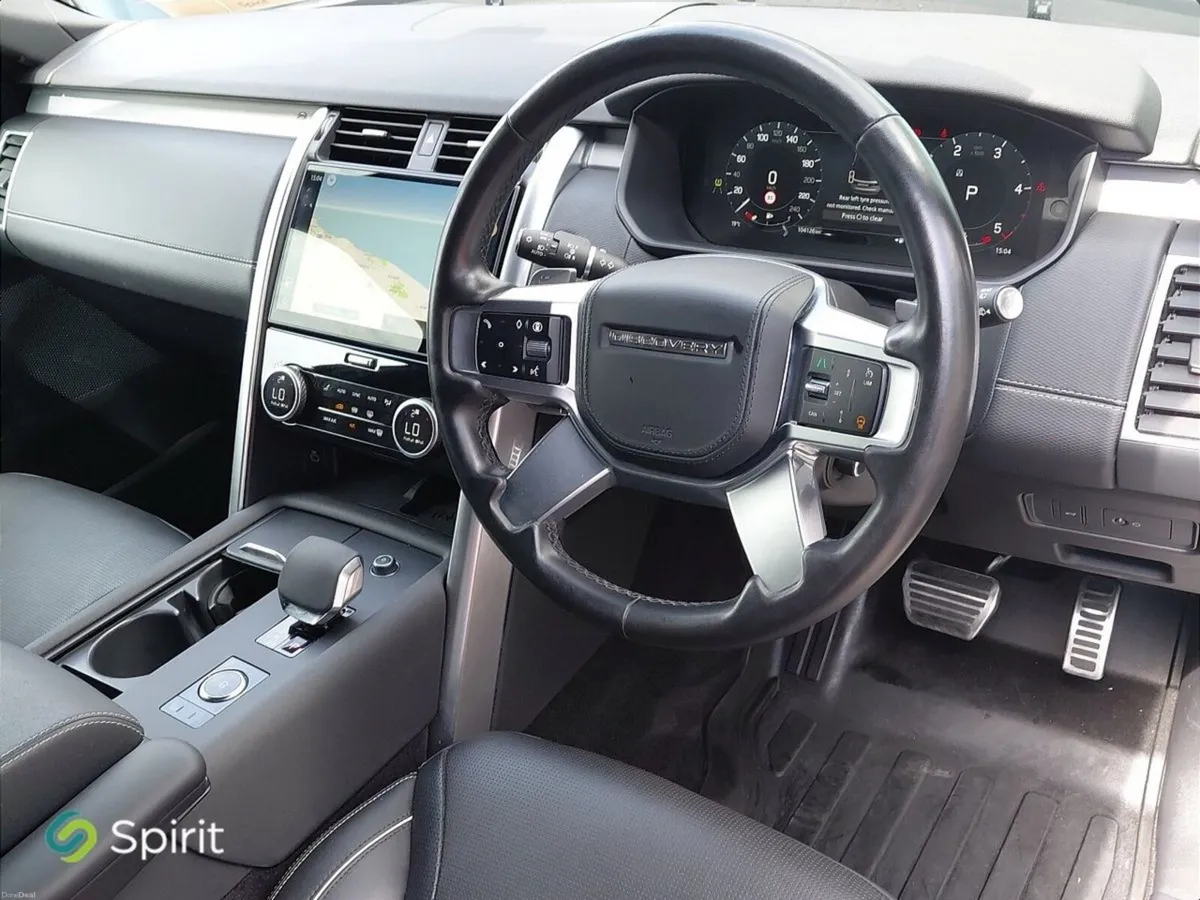Land Rover Discovery   DYNAMIC HSE 3.0D - Image 4