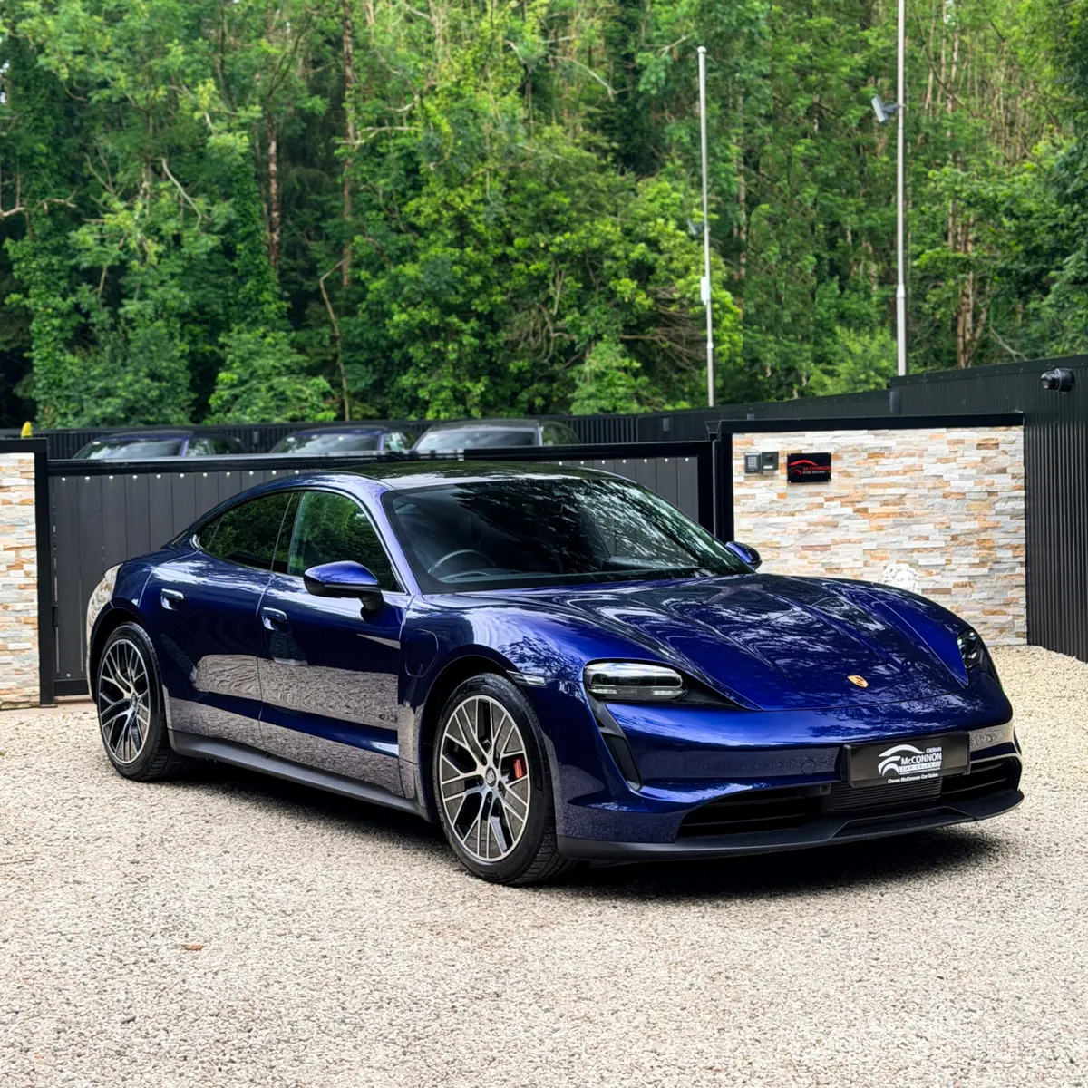 2021 (211) Porsche Taycan 4S Performance - Image 1