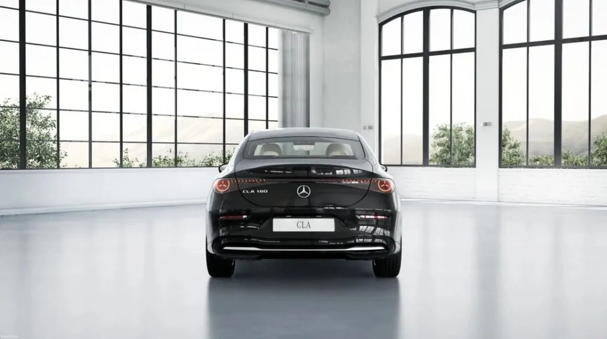 Mercedes-Benz CLA CLA 180 SALOON PROGRESSIVE LINE - Image 4