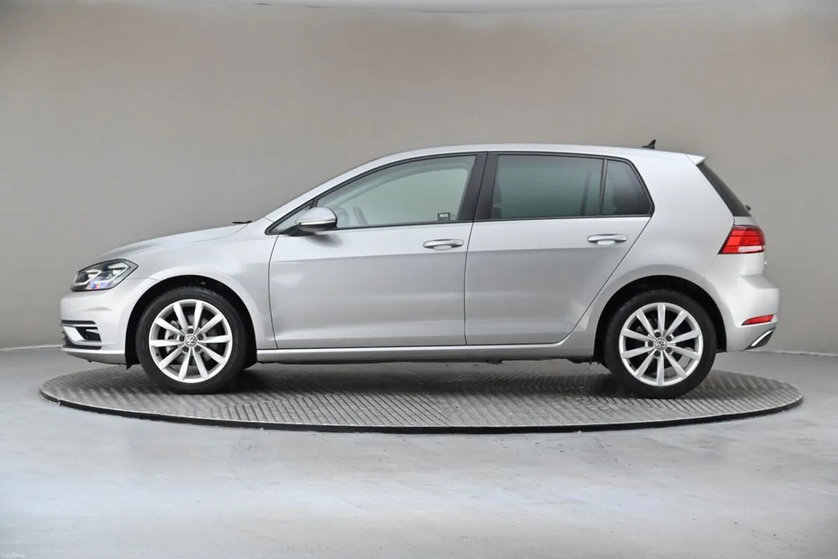 Volkswagen Golf 1.2 TSI DSG MK7.5 COMFORTLINE **DI - Image 5