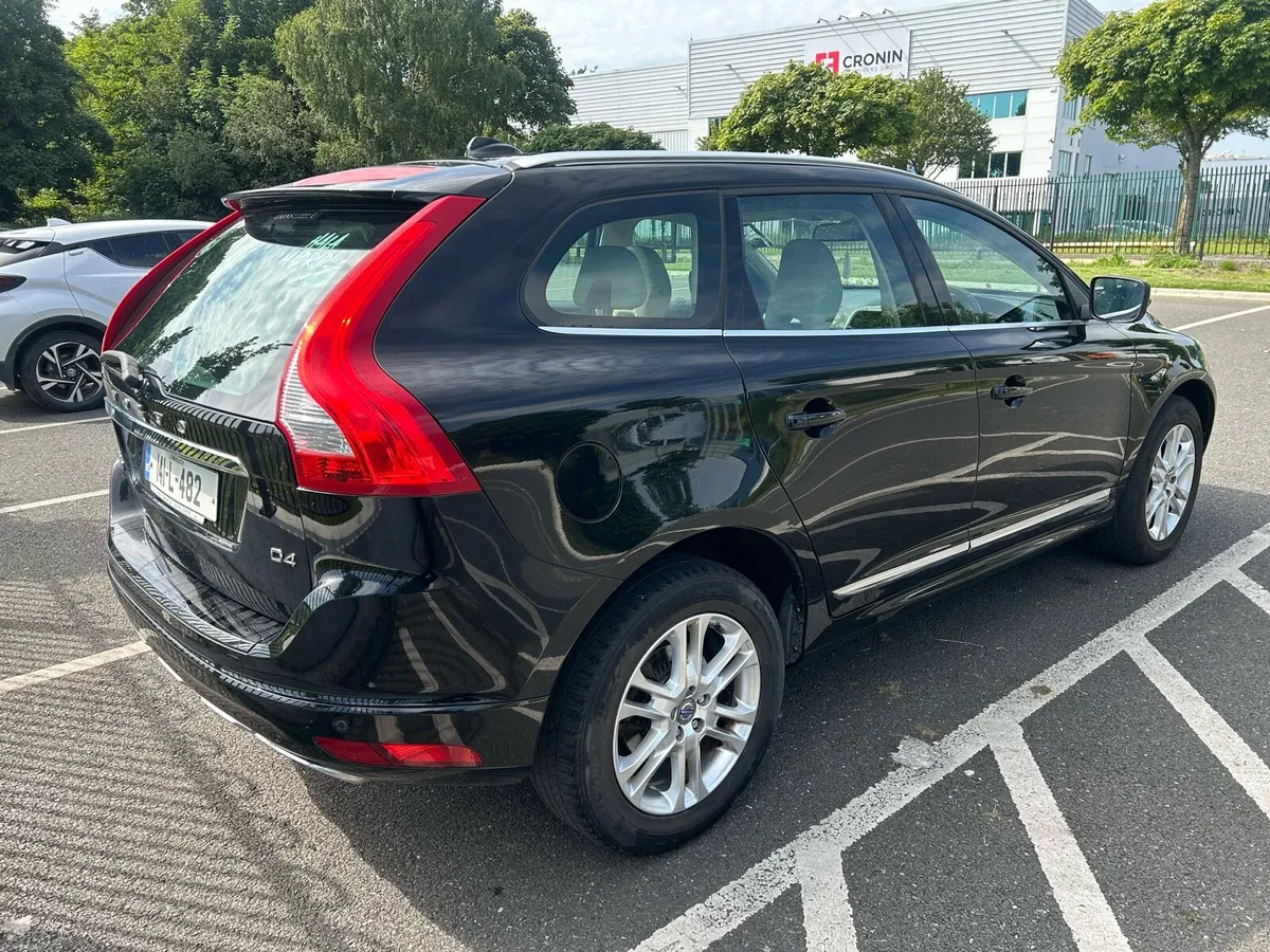 2014 Volvo xc60 - Image 4