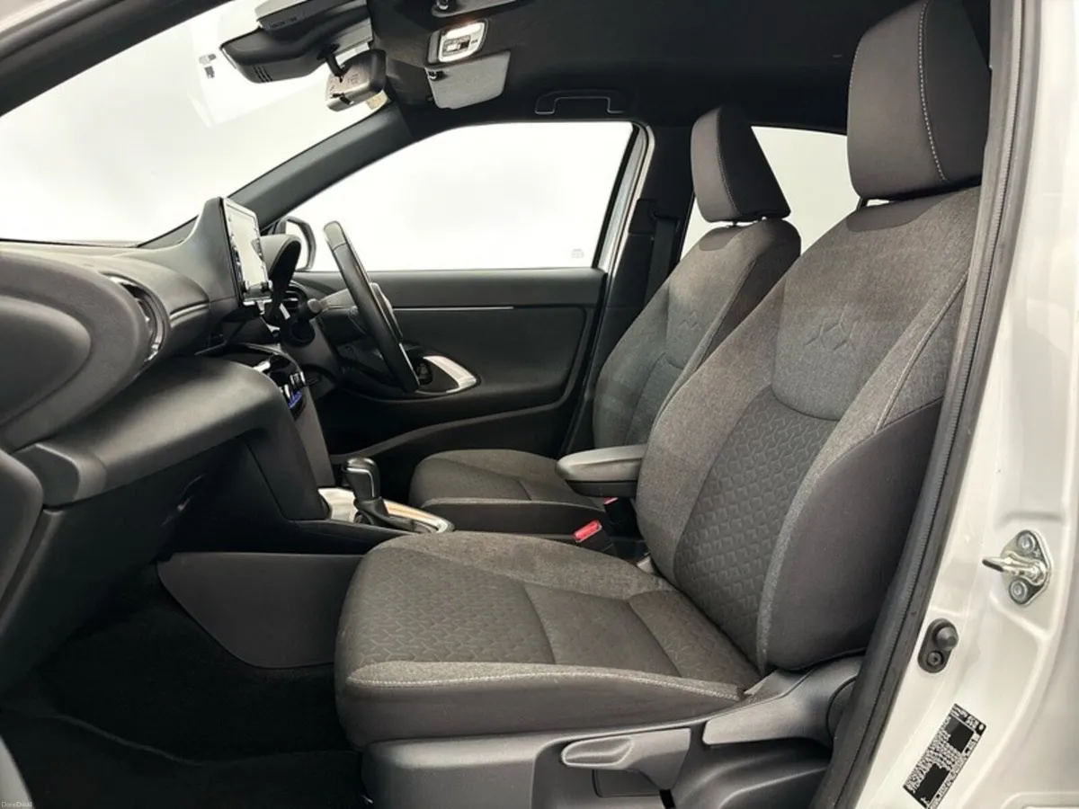 Toyota Yaris Cross LUNA SPORT - Image 6