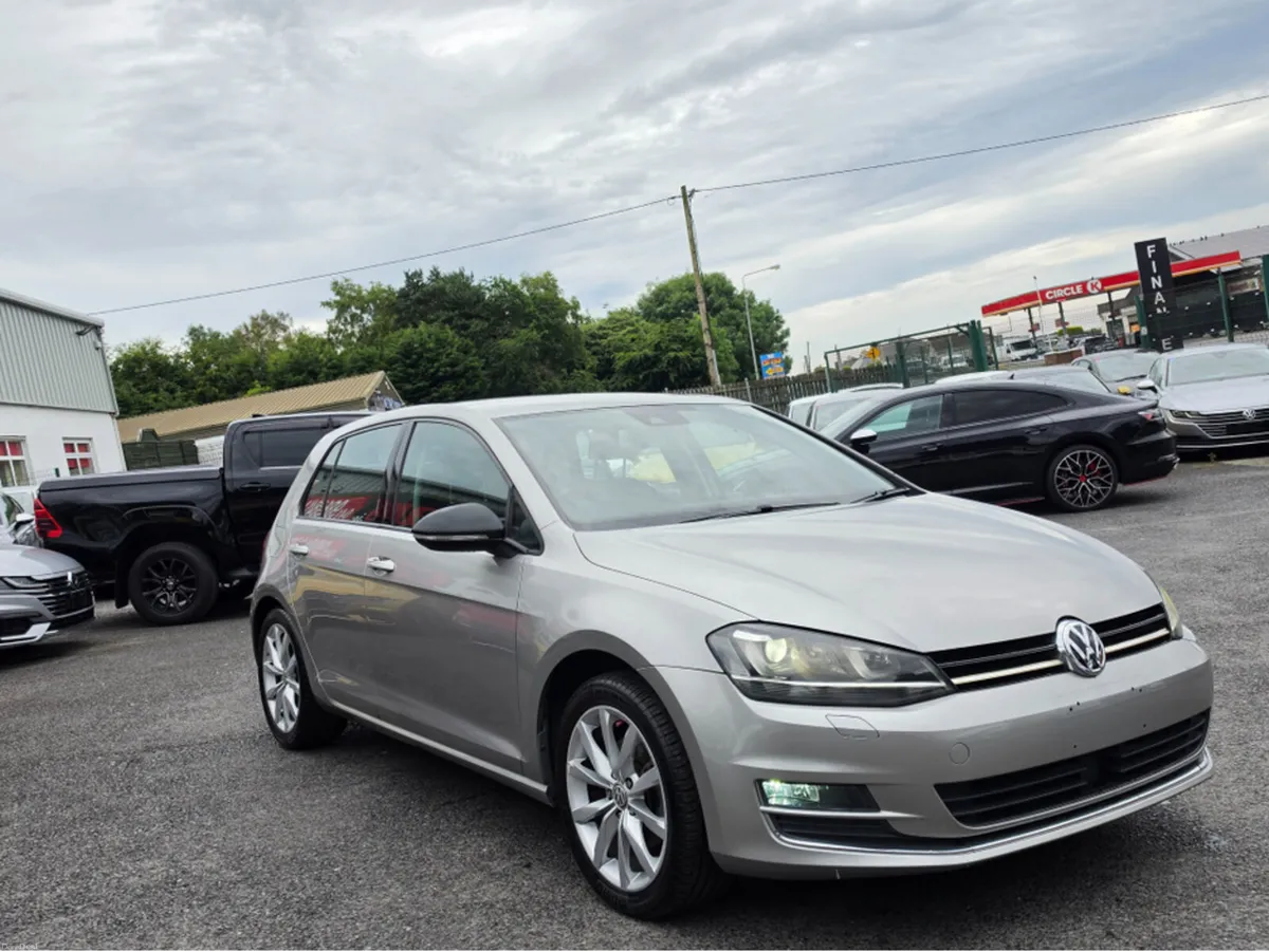 Volkswagen Golf 1.4 TSI  AUTOMATIC - HIGHLINE EDIT - Image 3