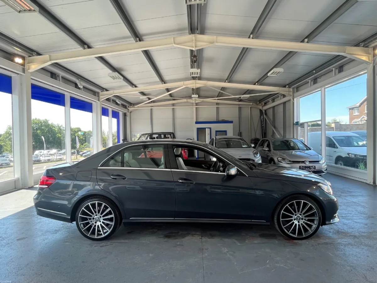Mercedes-Benz E-Class 200 BLUETEC AVANTGARDE AUTO - Image 4