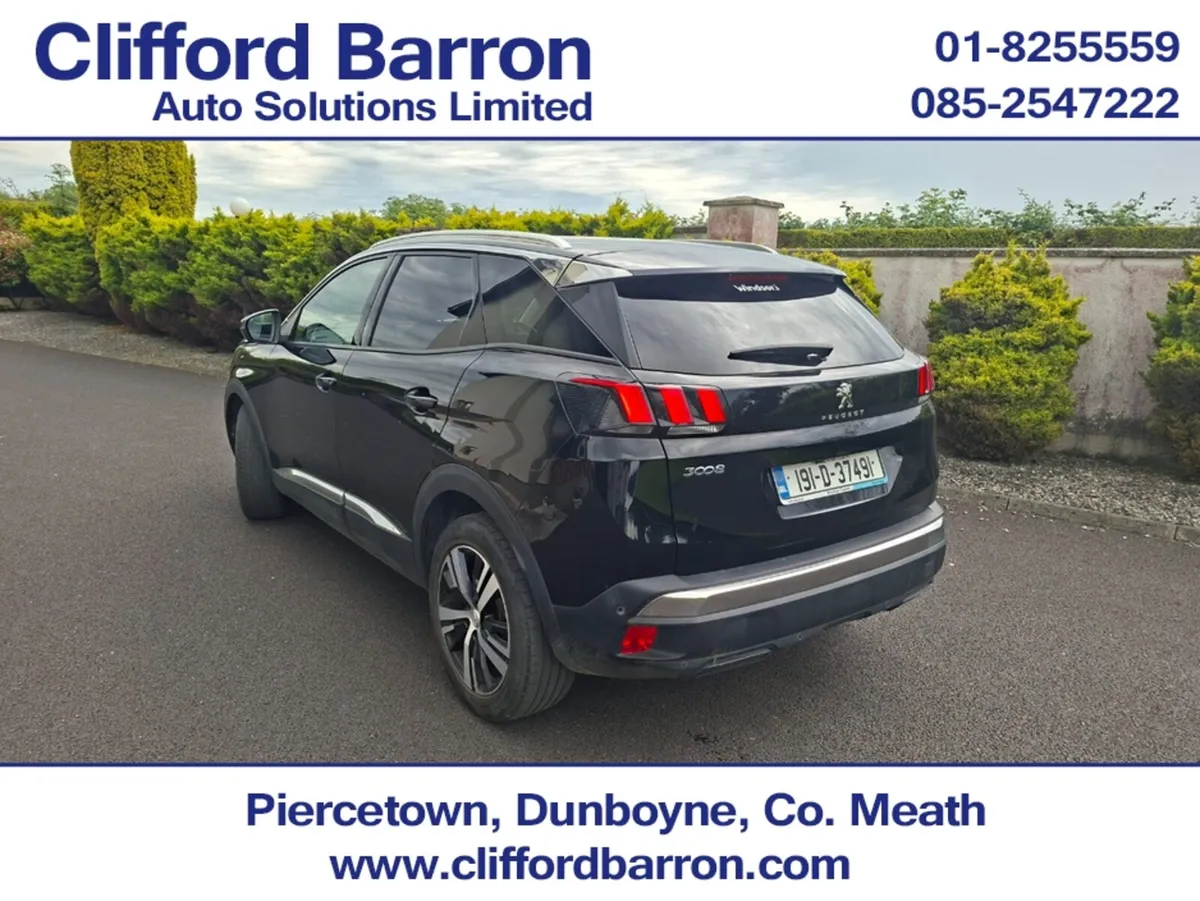 Peugeot 3008 ALLURE 1.2 130 AUTOMATIC 6.2 4 - Image 5