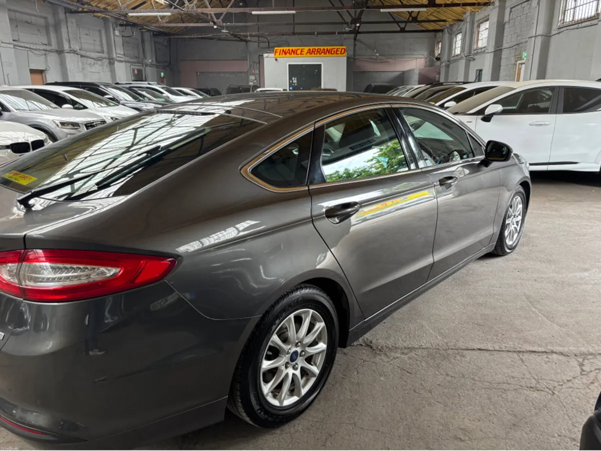 Ford Mondeo 1.5 TDCI 120 ZETEC EC ECONETIC S/S 5DR - Image 2
