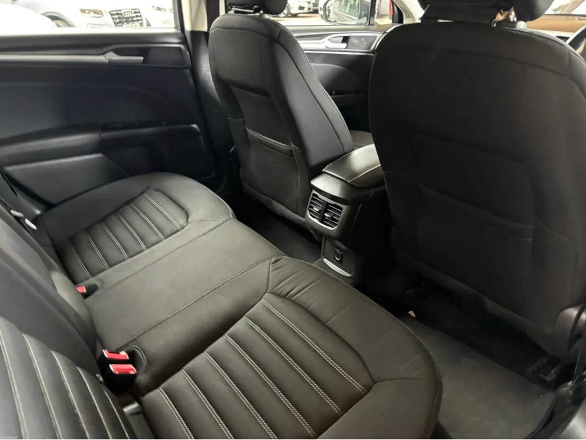 Ford Mondeo 1.5 TDCI 120 ZETEC EC ECONETIC S/S 5DR - Image 3