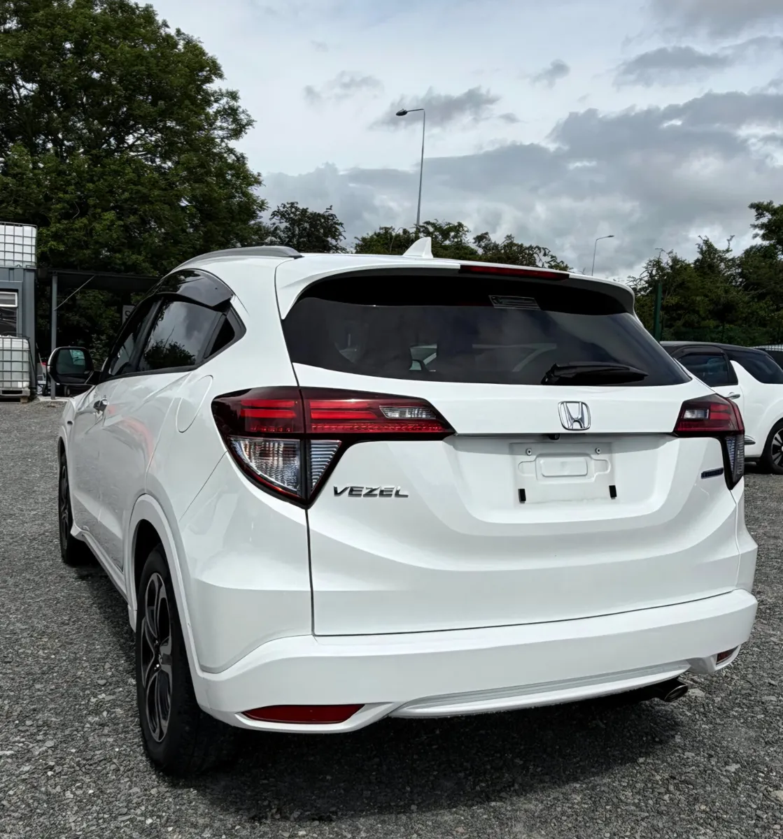 Honda Vezel 2017 – 1.5 Petrol Hybrid Automatic - Image 6