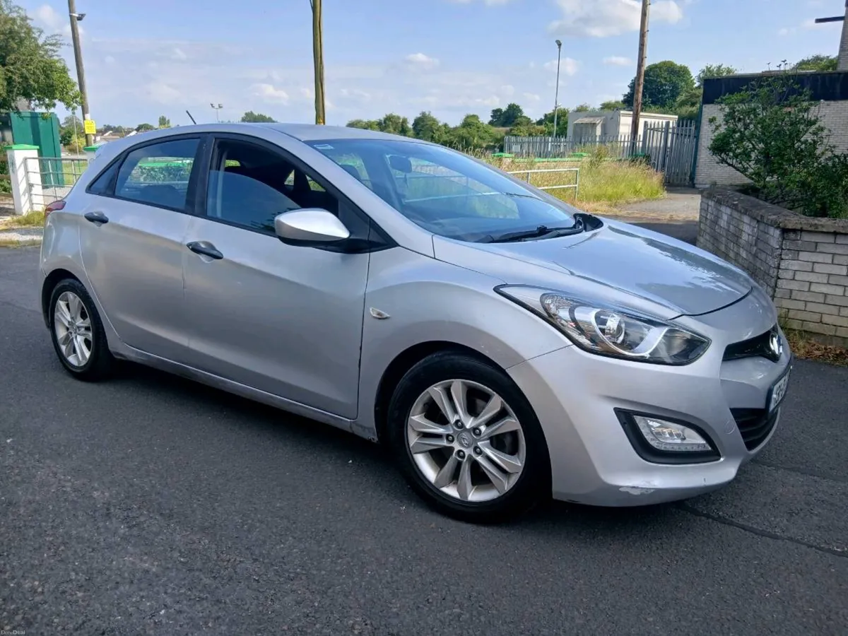 HYUNDIA i30 (131) 1.6 DIESEL NCT 29/12/26 - Image 1