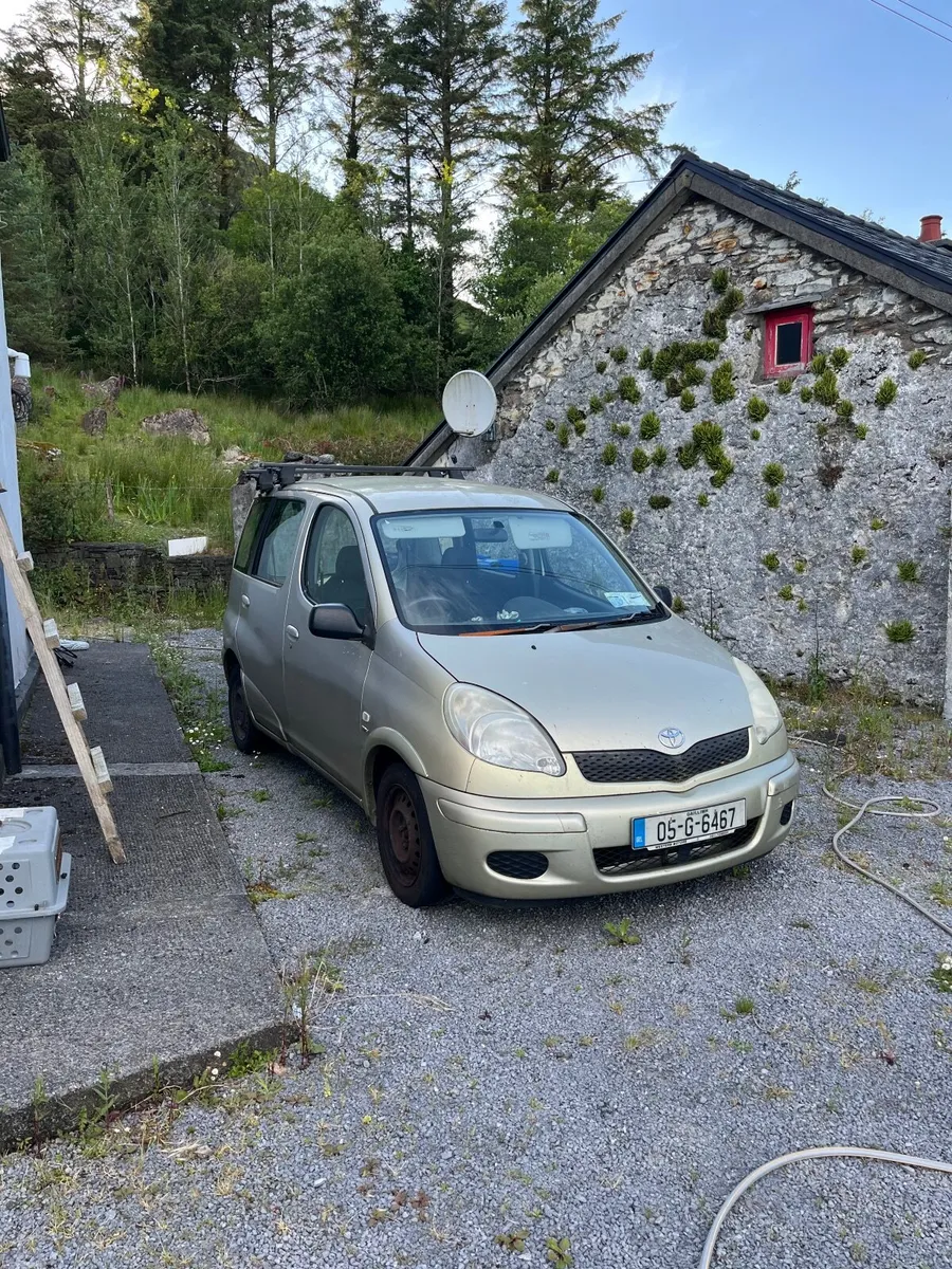 Toyota Yaris 2005