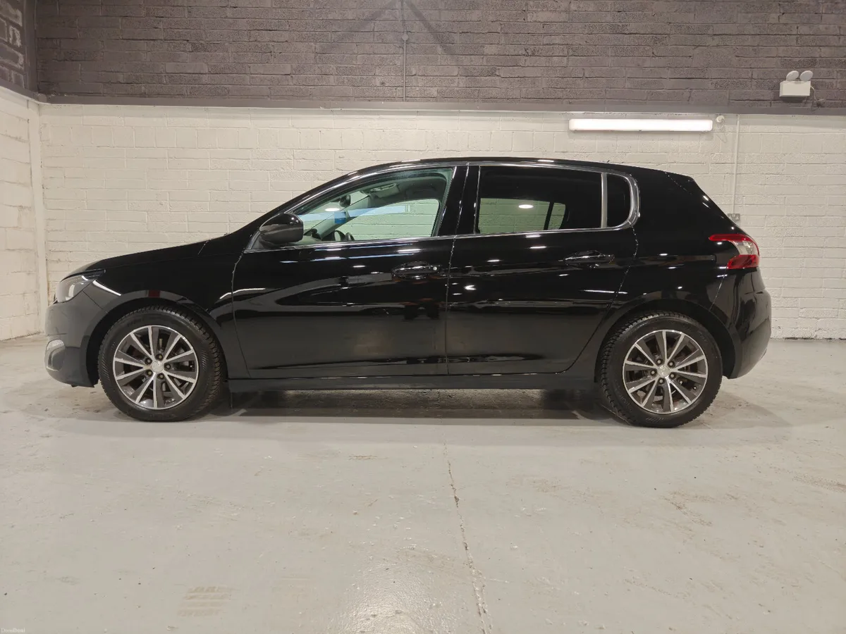 2016 PEUGEOT 308 1.2L ALLURE AUTOMATIC - Image 4