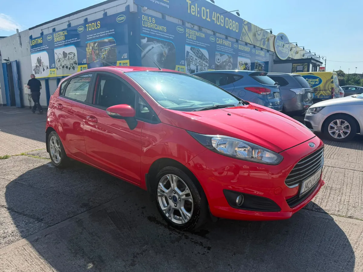 Ford Fiesta 2014 Zetec 1.25 - Image 4