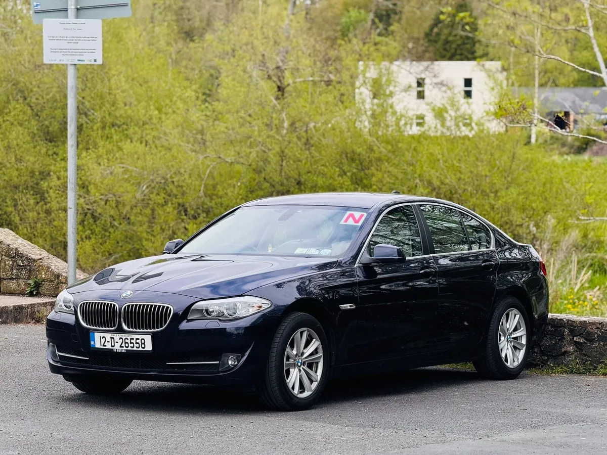 BMW 5-Series 520D Automatic - Image 2