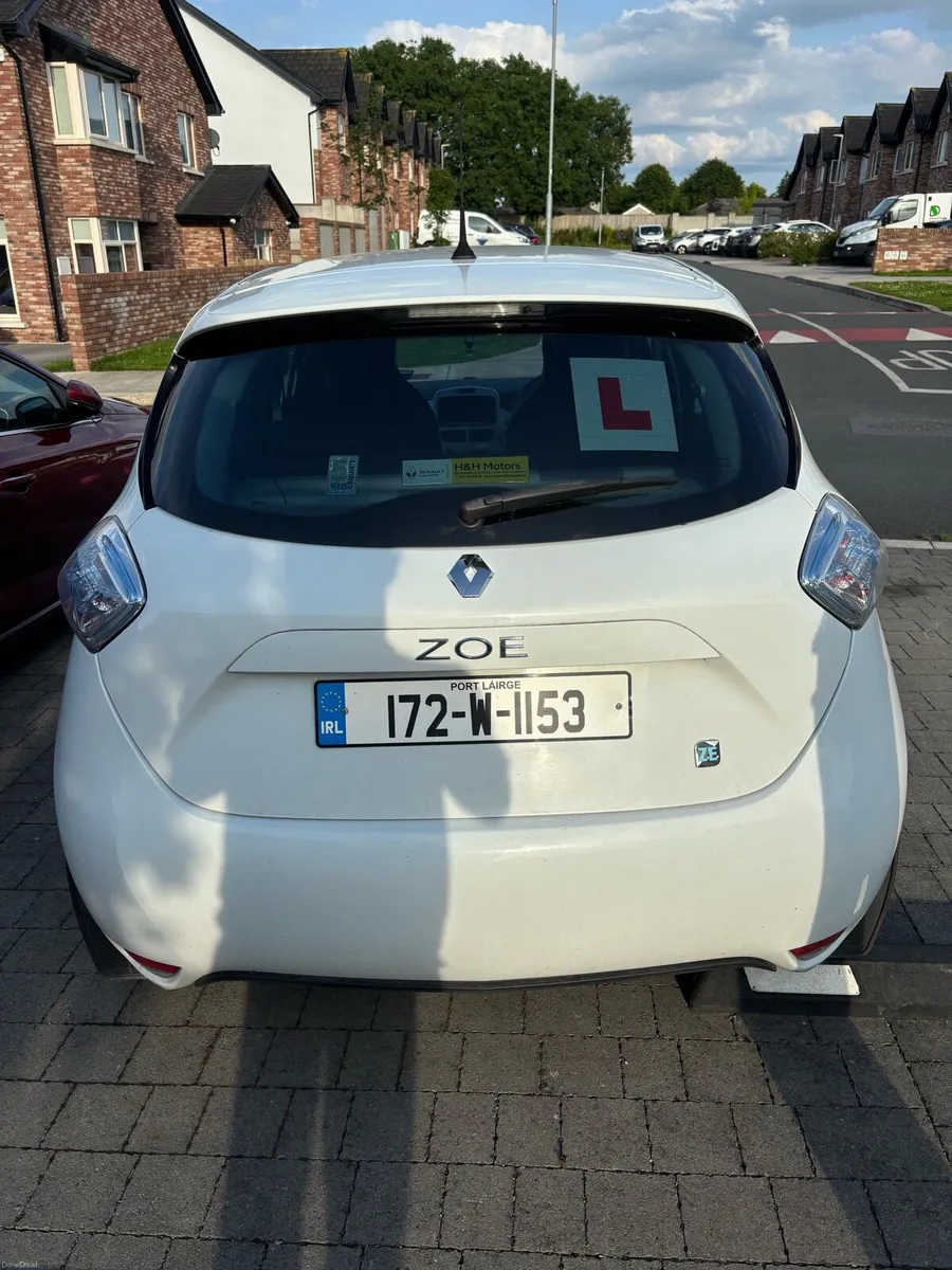Car - Image 3