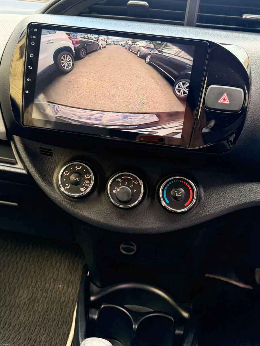 Toyota Vitz  /Yaris 2015 Automatic - Image 4